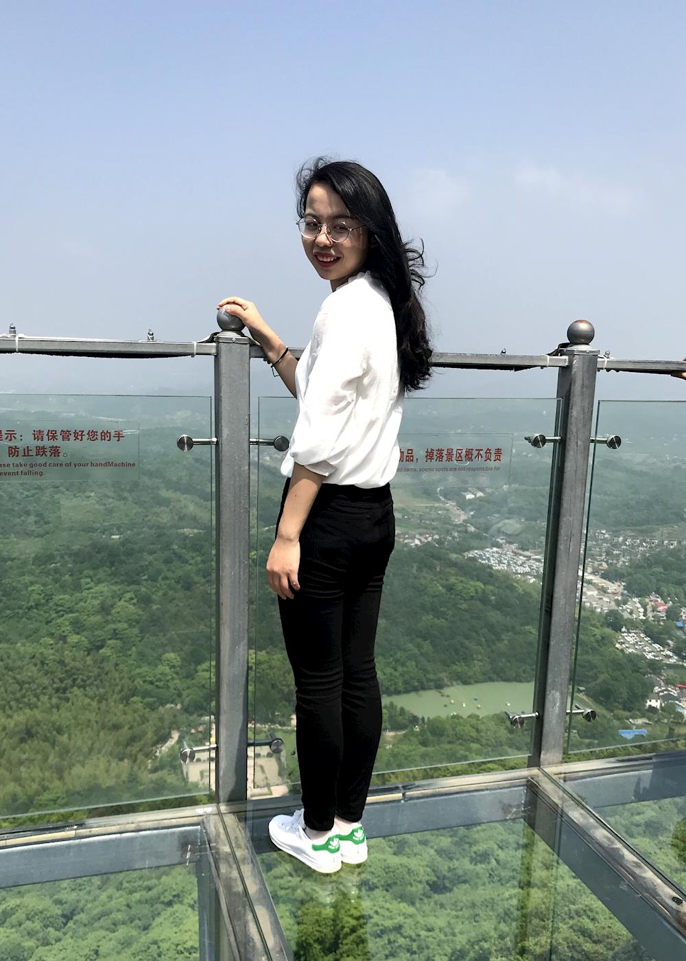 仰望星空 逐梦前行