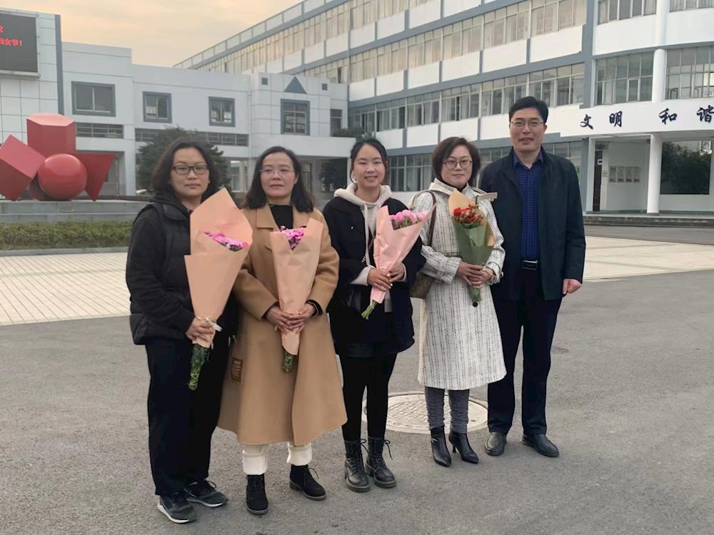 4692a29e5f6a47f0bd56da91603b367e.jpg 4692a29e5f6a47f0bd56da91603b367e.jpg