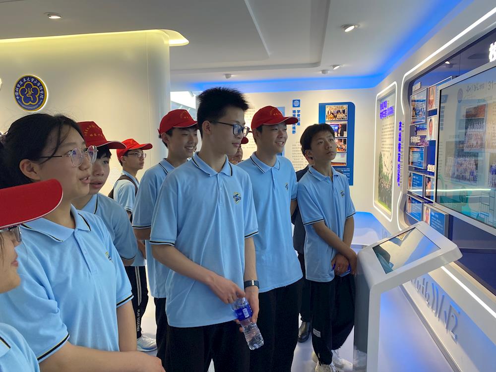 42aea1917d764a988456d4cb8b49f50b.jpg 42aea1917d764a988456d4cb8b49f50b.jpg