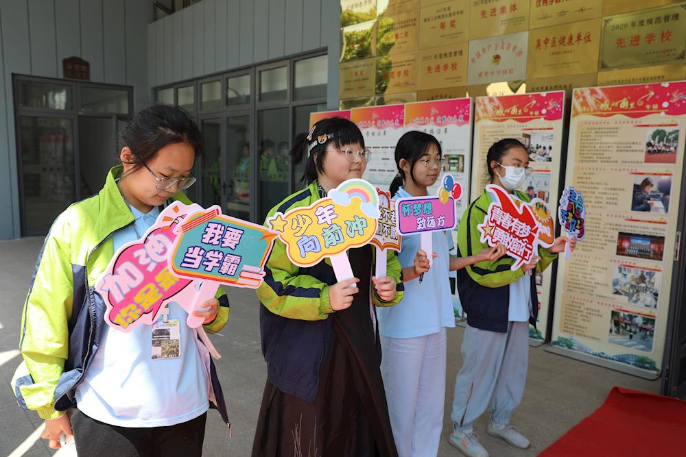 99b1917398ba430d8933382c62e6a2e2.JPG 99b1917398ba430d8933382c62e6a2e2.JPG