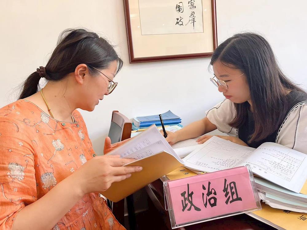 cb9894fc273c4614913bd4d527172531.jpg cb9894fc273c4614913bd4d527172531.jpg