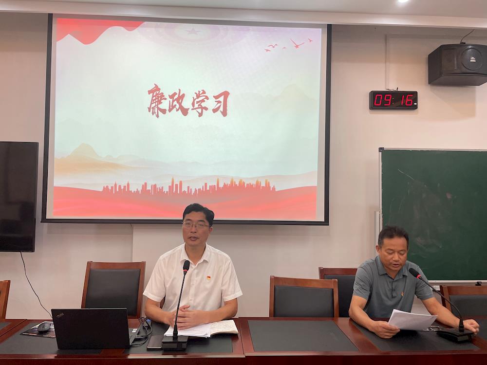 e1c89da2e1c74ed0bd8eeb71f8e3818d.jpg e1c89da2e1c74ed0bd8eeb71f8e3818d.jpg