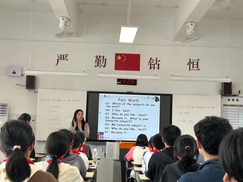 5697bb20aee14f9180203439f235c27d.jpg 5697bb20aee14f9180203439f235c27d.jpg