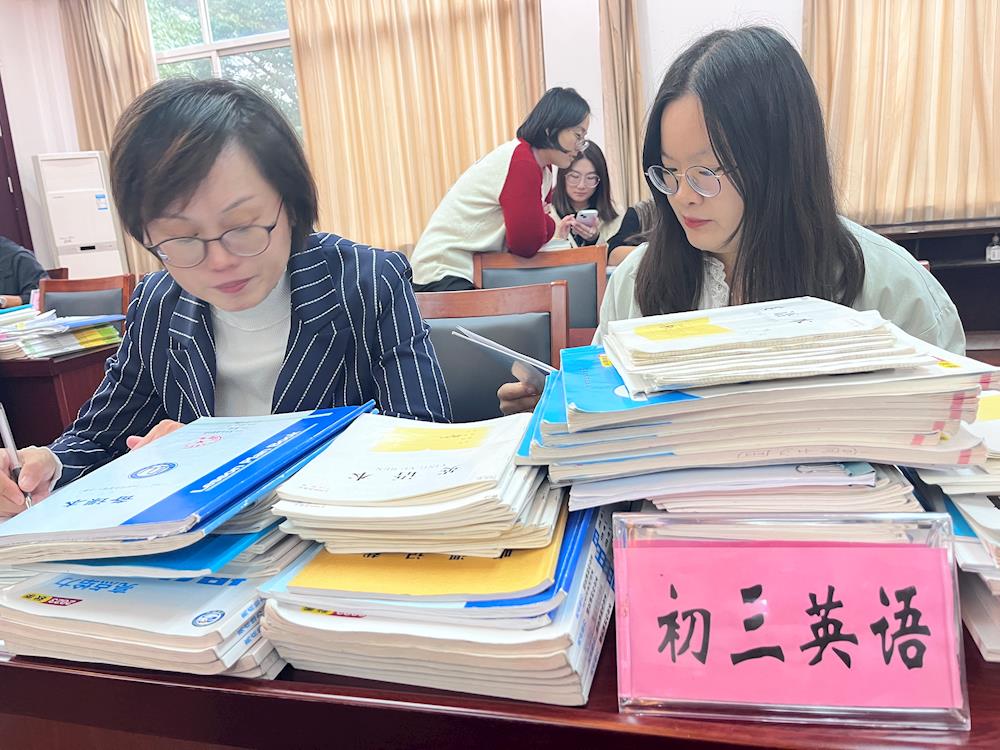 3c44642638e94d19bf876f3d4e5f94bf.JPG 3c44642638e94d19bf876f3d4e5f94bf.JPG