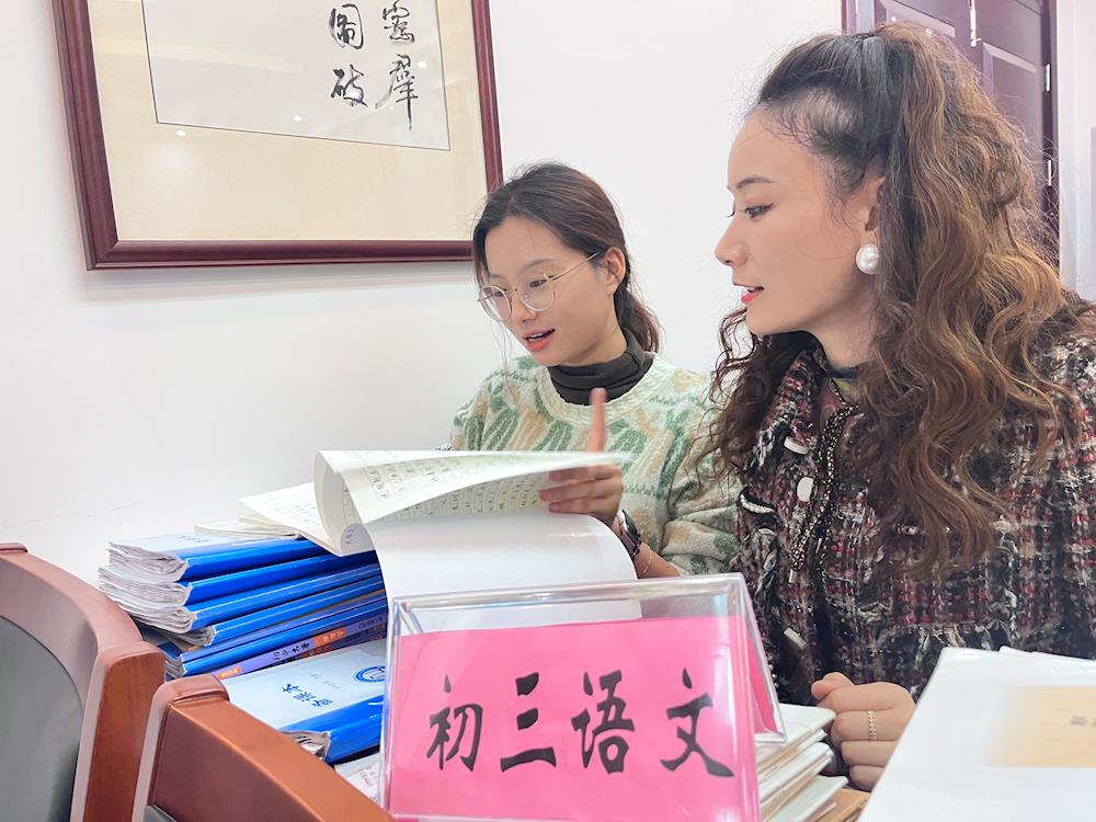 fa1a82a880364e8e8e8de5fb872191dc.JPG fa1a82a880364e8e8e8de5fb872191dc.JPG