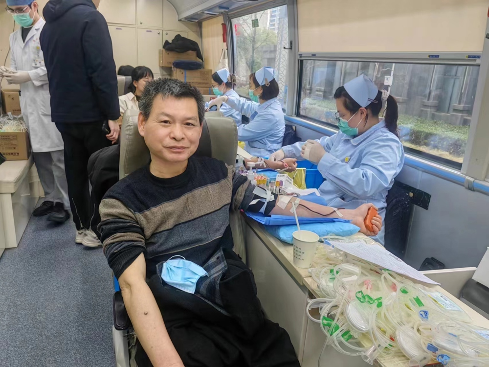 无偿献血传真情，助力生命暖人心